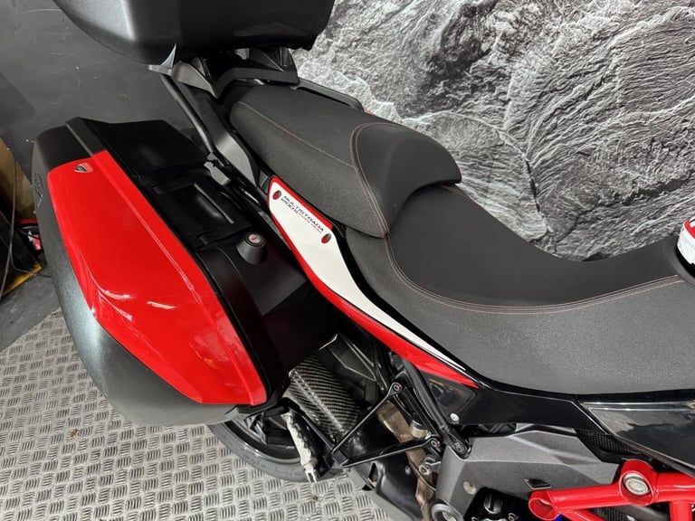 DUCATI MULTISTRADA 1200 S PIKES PEAK 2011