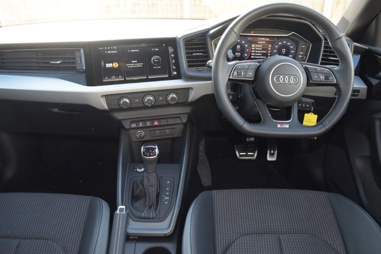  Audi A1 Sportback 1.0 Tfsi 30 Black Edition Sportback S Tronic Petrol