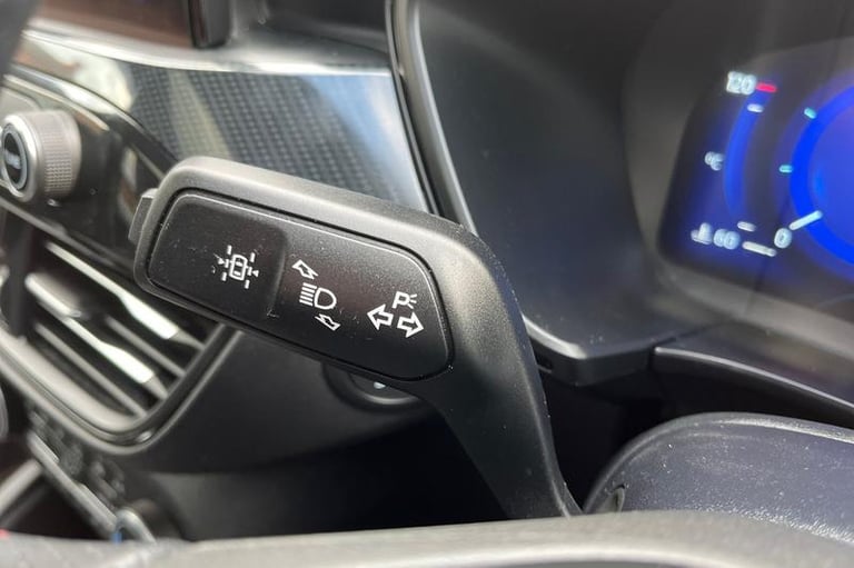 2022 Ford Kuga 1.5 EcoBlue ST-Line X Edition 5dr, Platinum White Paint, Media screen, sat Estate ...