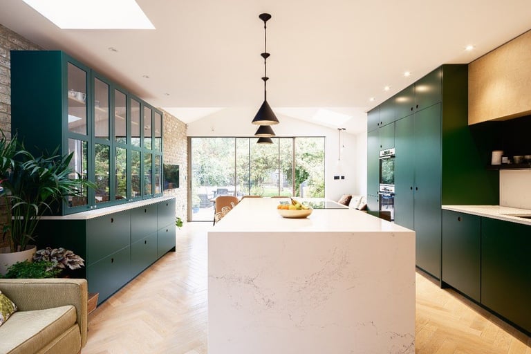 image for 🏡 Reliable Builder Team | Skilled Builders & Ceiling Fixers | Quality Building Work Luton🧱