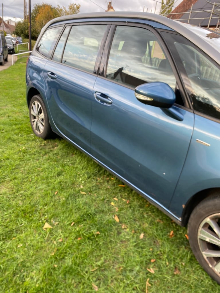 Citroen, GRAND C4 PICASSO, MPV, 2015, Semi-Auto, 1560 (cc), 5 doors
