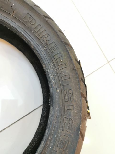 Pirelli SL26 Tire 