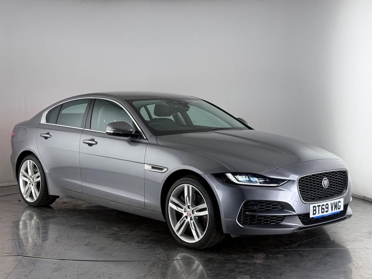 image for  Jaguar XE 2.0 P300i HSE Auto AWD Euro 6 (s/s) 4dr Petrol Automatic