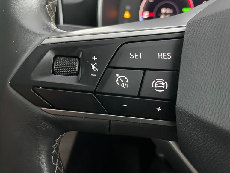 2021 SEAT Leon 1.4 eHybrid 12.8kWh XCELLENCE Hatchback 5dr Petrol Plug-in Hybrid DSG Euro  Hatchb...
