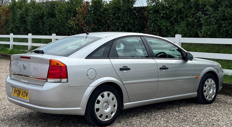 2008 Vauxhall Vectra 1.8 VVT Life 5dr HATCHBACK Petrol Manual