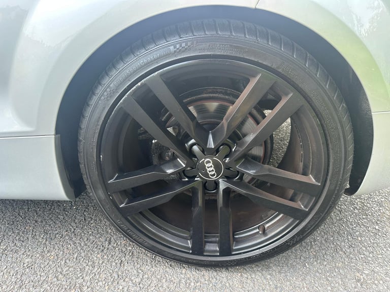 2011 Audi TT 2.0 TFSI 210 BHP *** NEW MOT / F.S.H / NEW M.O T 