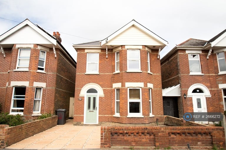 image for 5 bedroom house in Nortoft Road, Bournemouth, BH8 (5 bed) (#2666272)