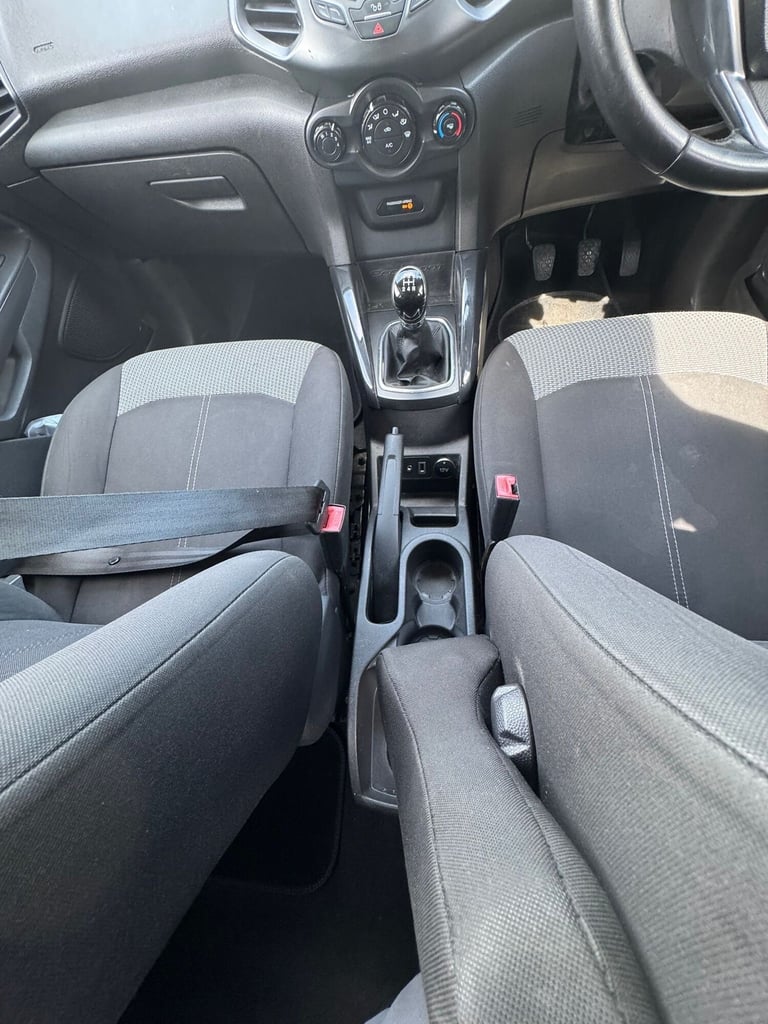 2015 Ford Ecosport 1.0 EcoBoost Zetec 5dr HATCHBACK Petrol Manual