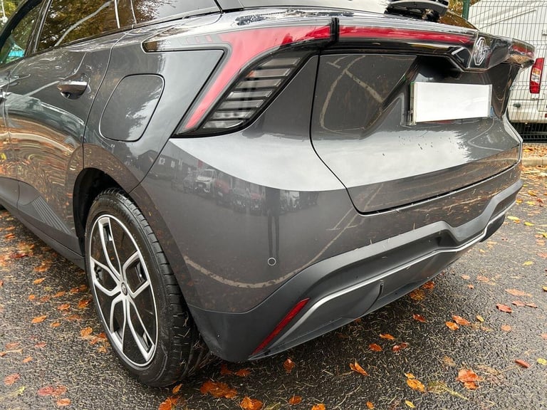 2024 MG MG4 64kWh Trophy Long Range Hatchback 5dr Electric Auto (203 ps) Hatchback ELECTRIC Autom...