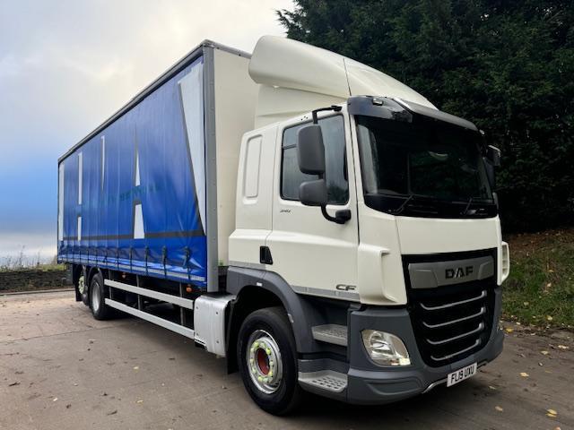 2019 19 DAF CF 340 E6 sleeper cab 6x2 29ft6 curtain sider underslung tail-lift