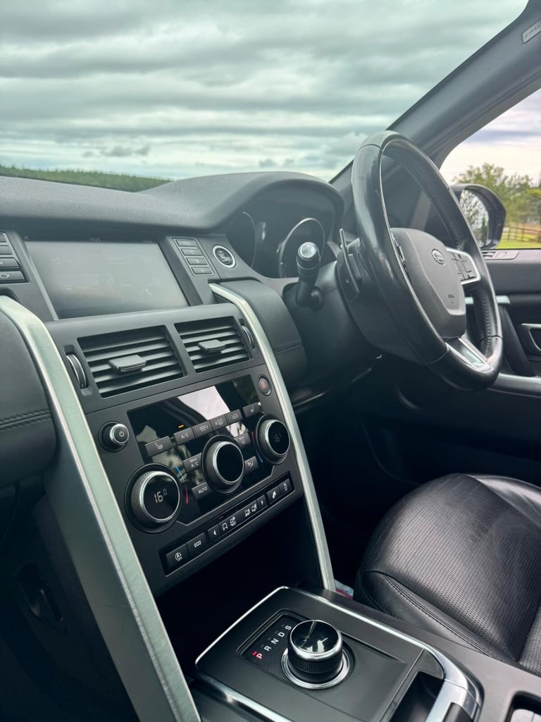 LAND ROVER DISCOVERY SPORT 2.0 TD4 SE Tech 2018