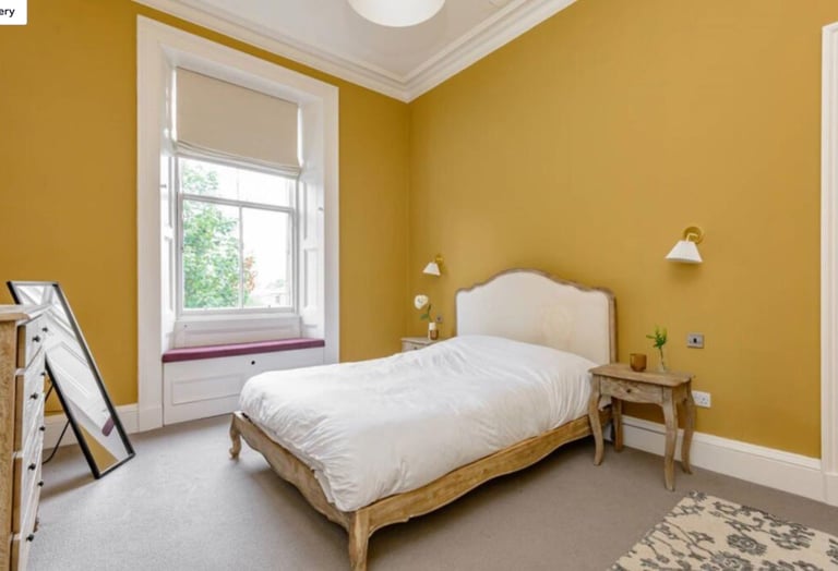 3 bed flat on Morningside Road 