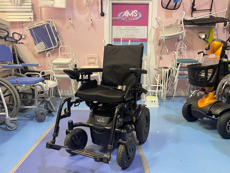 image for Ex Demo Model, As New - Sunrise Medical Quickie Q200R Electric Wheelchair / Power Chair