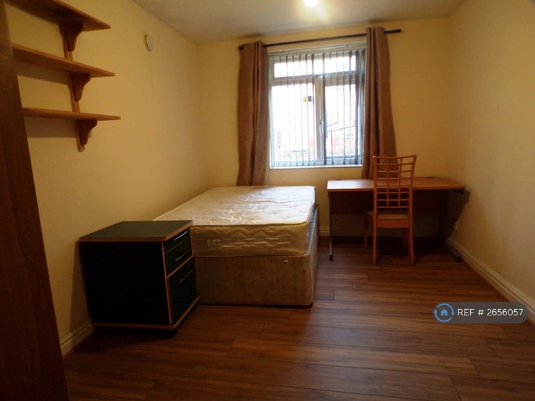 7 bedroom house in Talbot Road, Manchester, M14 (7 bed) (#2656057)