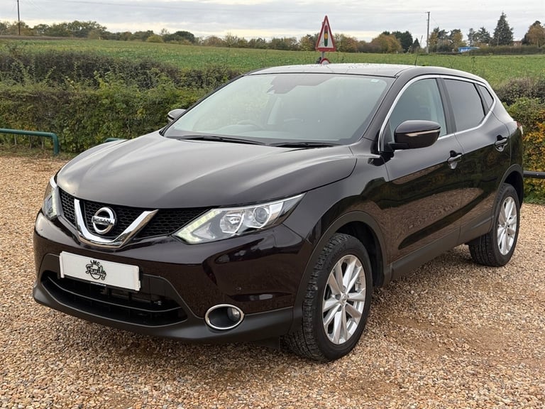 2014 Nissan Qashqai 1.6 dCi Acenta Premium SUV 5dr Diesel XTRON 2WD Euro 5 (s/s) (130 ps) SUV Die...