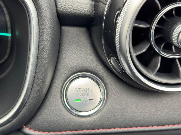 2022 MG MG HS 1.5 T-GDI 16.6kWh Exclusive Auto Euro 6 (s/s) 5dr ESTATE Petrol/Electric Hybrid Aut...