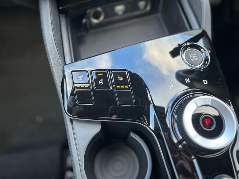 2025 Kia Sportage 1.6 T-GDi 13.8kWh GT-Line SUV 5dr Petrol Plug-in Hybrid Auto AWD Euro 6 (s/ EST...