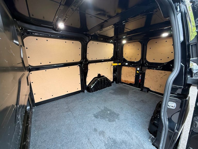 2022 Ford Transit Custom 2.0 EcoBlue 130ps Low Roof Limited Van PANEL VAN DIESEL Manual