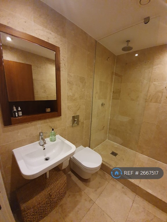 2 bedroom flat in Munday Street, Manchester, M4 (2 bed) (#2667517)