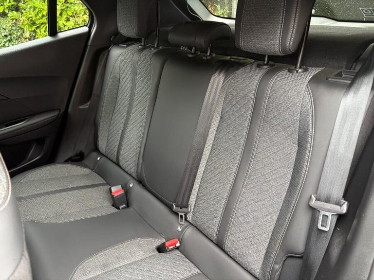 2024 Peugeot 2008 1.2 Puretech Allure Suv 5dr Petrol Manual Euro 6 (s/s) (130 Ps) HATCHBACK Petro...