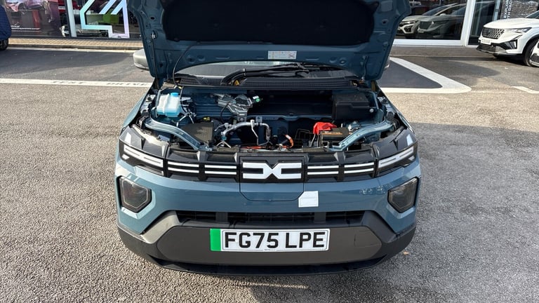 2025 Dacia Spring 27kWh Expression 65 48kW 5dr Auto Electric Hatchback Hatchback Electric Automatic