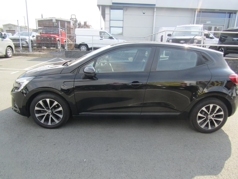2021 Renault Clio 1.0 TCe 90 Iconic 5dr - Low Miles - Great Value! REDUCED!! Hatchback Petrol Manual