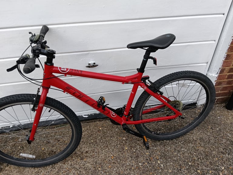 Carrera axle limited edition mountain bike, MUST SELL THIS WEEKEND 👍🚲