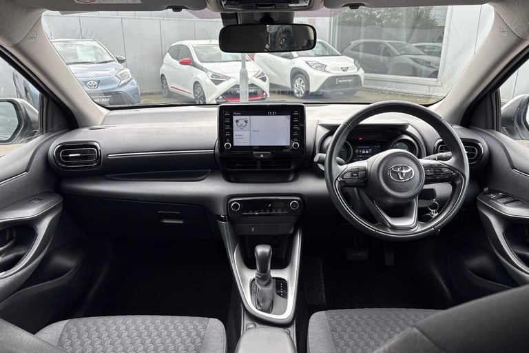 2023 Toyota Yaris 1.5 Hybrid Design 5dr CVT Hatchback Hybrid Automatic