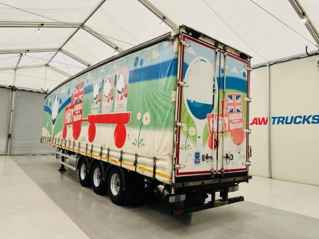 Don Bur Tri Axle 4.40m Curtainsider Trailer
