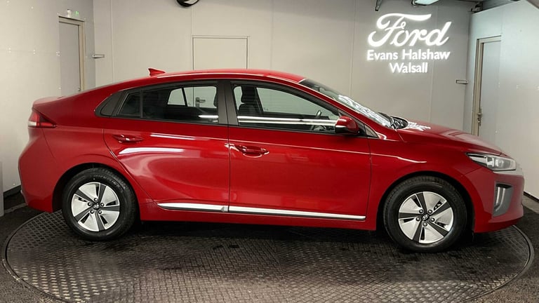 2022 Hyundai IONIQ 1.6 GDi Hybrid Premium SE 5dr DCT HATCHBACK PETROL/ELECTRIC Automatic