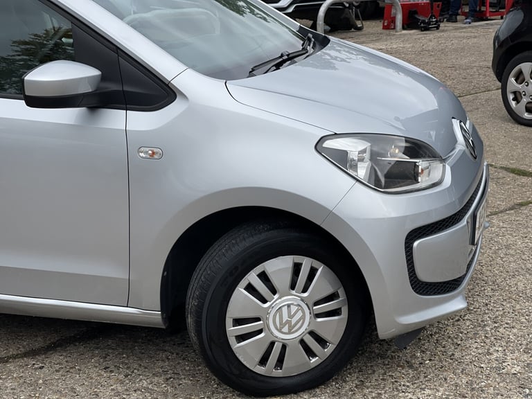 VOLKSWAGEN UP 1.0 Move up! 2016