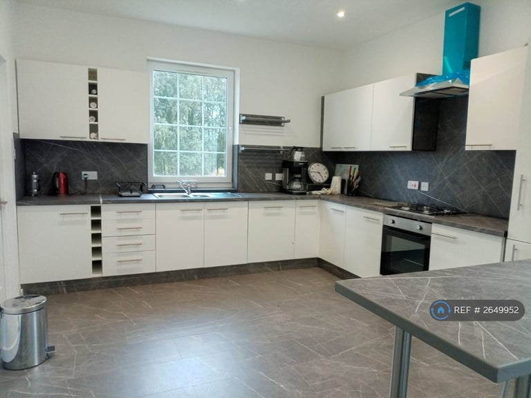 5 bedroom house in Cedars Court, Perth, PH2 (5 bed) (#2649952)