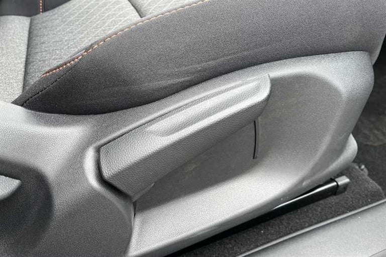 2025 MG MG3 1.5 SE Hatchback 5dr Petrol Manual Euro 6 (s/s) (115 ps) Hatchback Petrol Manual