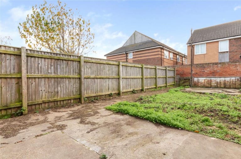 Potential 5-Bedroom HMO on Wellington Street, Grimsby,DN32 7JS