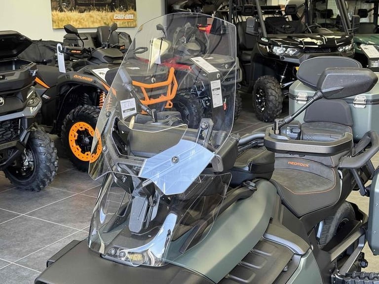 Can-Am Canyon 1330 Redrock 3-Wheel 