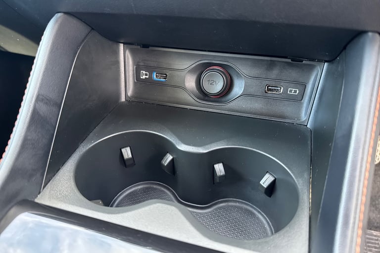 2025 MG MG HS 106290 Hatchback Petrol Manual