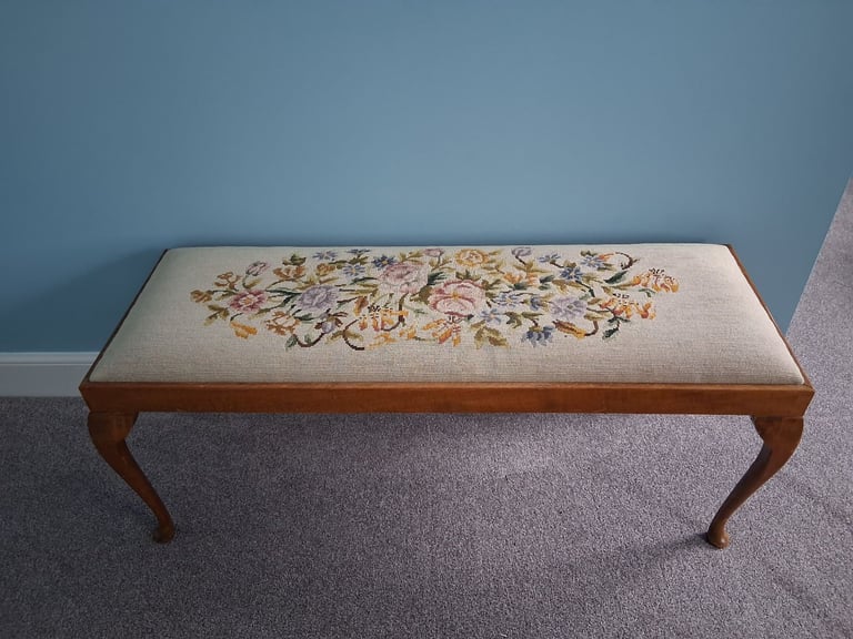 image for Light oak upholstered embroidered bench seat