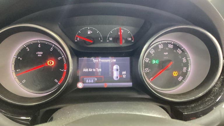  Vauxhall Astra 1.4i SRi Nav Euro 6 5dr Petrol Manual
