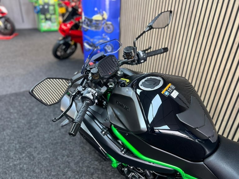 2024 74 Kawasaki Ninja ZH2 Z H2 1000 Performance SUPERCHARGED - AKRAPOVIC 