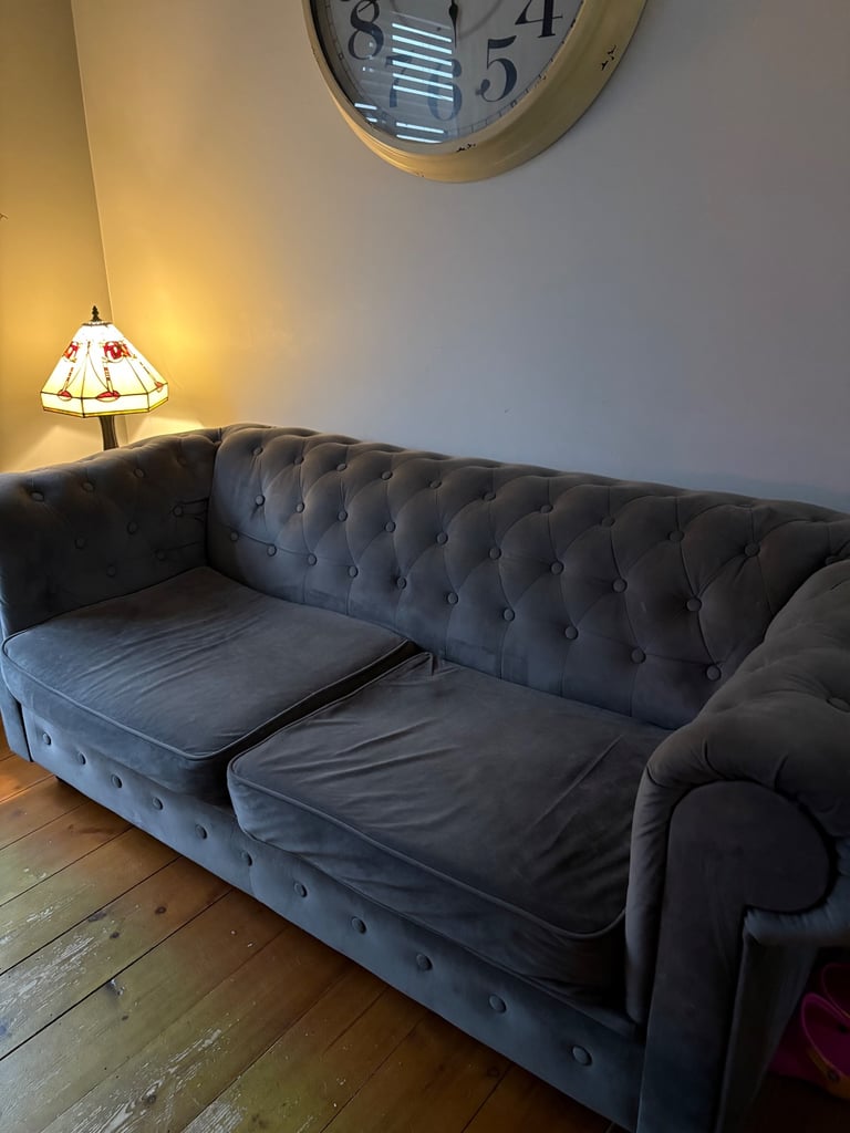 image for Chesterfield style 2/3 seater sofa