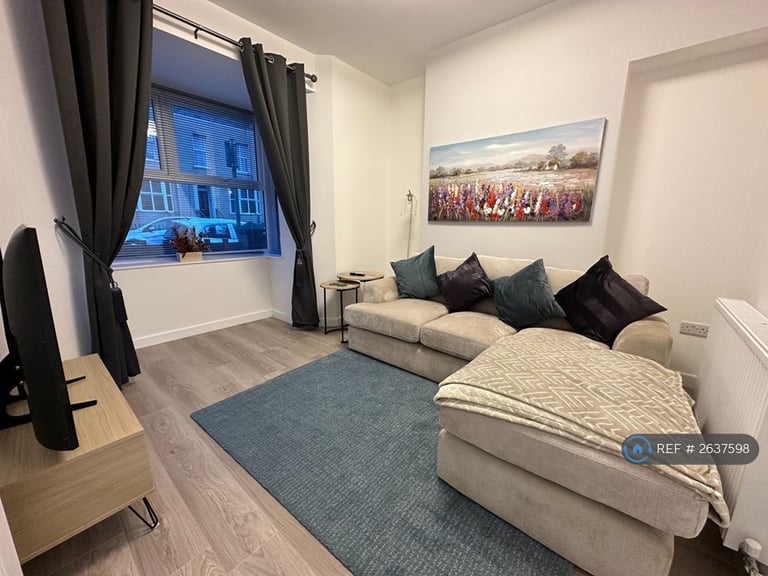 image for 4 bedroom house in St. Helens Avenue, Swansea, SA1 (4 bed) (#2637598)