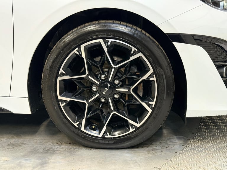 2022 Kia Pro Ceed Kia ProCeed GT-Line Estate ISG  Fusion White  49 900 Miles 