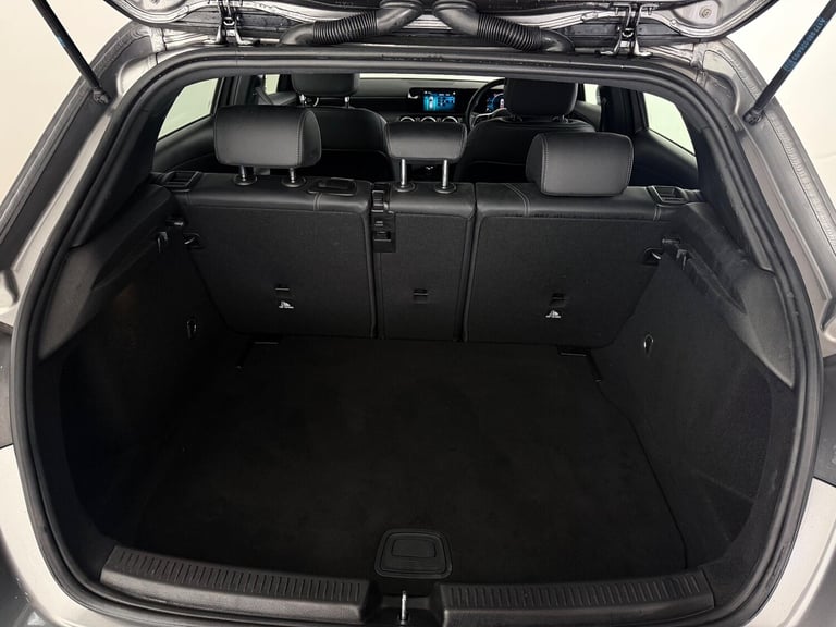 2022 Mercedes-Benz A-Class 1.3 A180 SE Euro 6 (s/s) 5dr HATCHBACK Petrol Manual