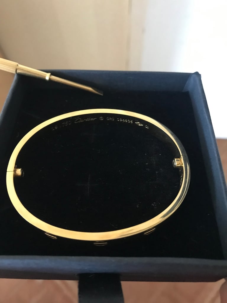 Gold 18k bracelet Cartier love Size 19