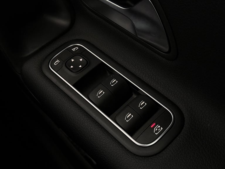 2022 Mercedes-Benz A-Class 1.3 A180 SE Euro 6 (s/s) 5dr HATCHBACK Petrol Manual