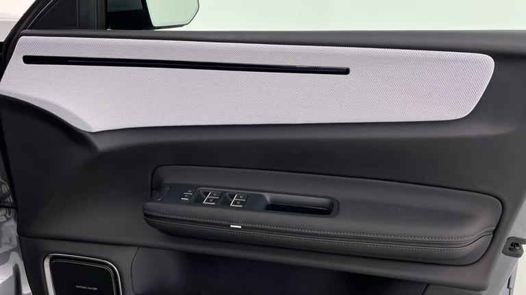 2025 Polestar Polestar 4 Polestar 4 Long range Single motor - Base Estate Electric Automatic