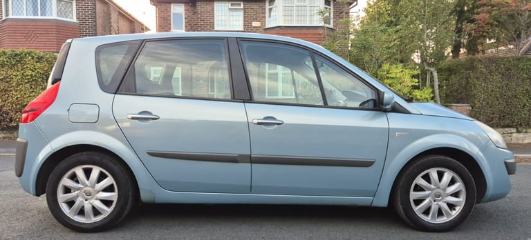 Automatic MPV - 2008 Renault Megane Scenic Dynamique VVT Petrol 1.6L