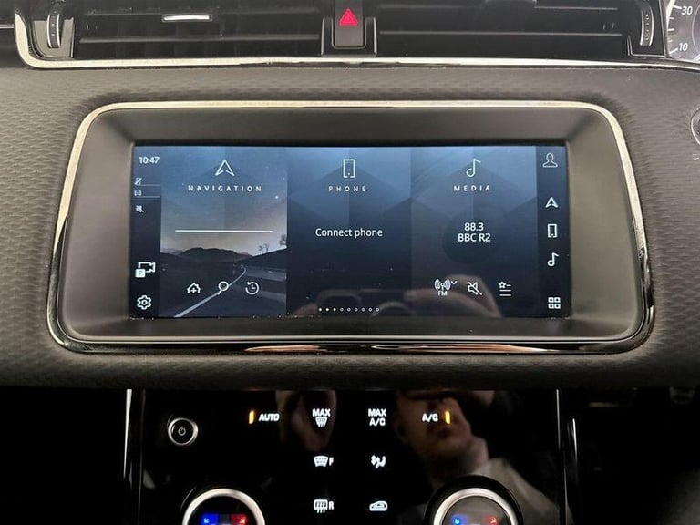 2022 Land Rover Range Rover Evoque 1.5 P300e 12.2kWh R-Dynamic S Auto 4WD Euro 6 (s/s) 5dr Automa...