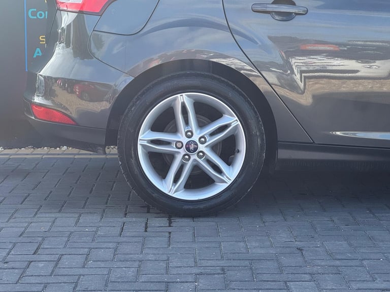 2018 Ford Focus 1.0T EcoBoost Zetec Edition Euro 6 (s/s) 5dr HATCHBACK Petrol Manual