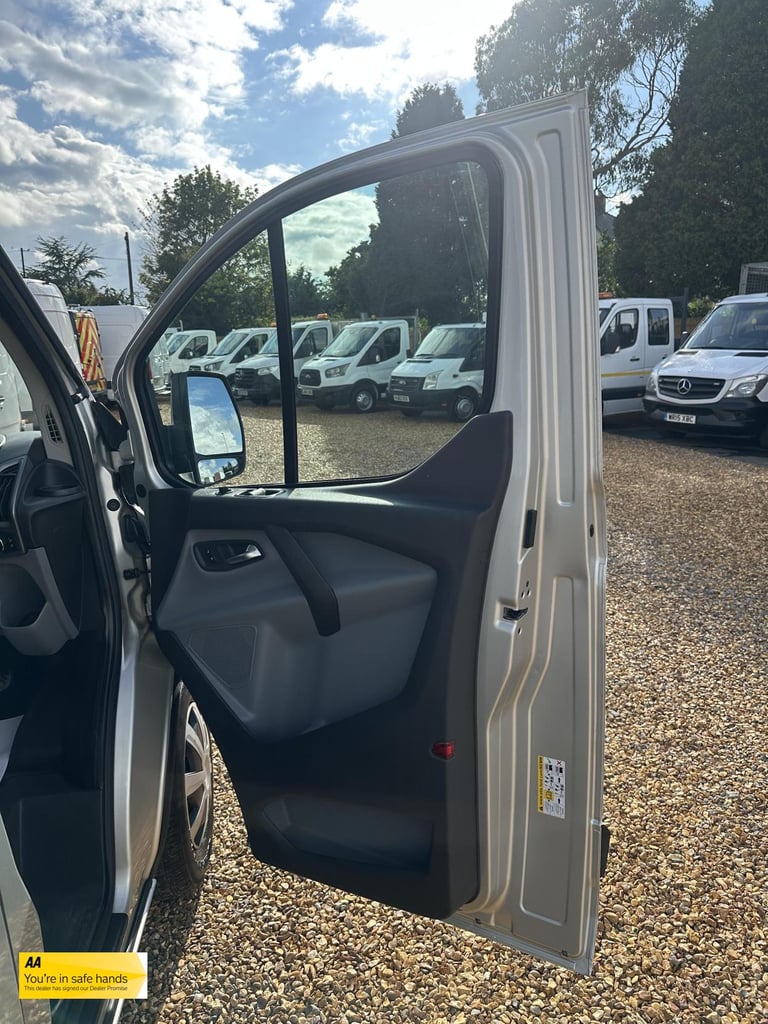 2016 Ford Transit Custom 2.0 TDCi 130ps Low Roof Trend Van PANEL VAN DIESEL Manual